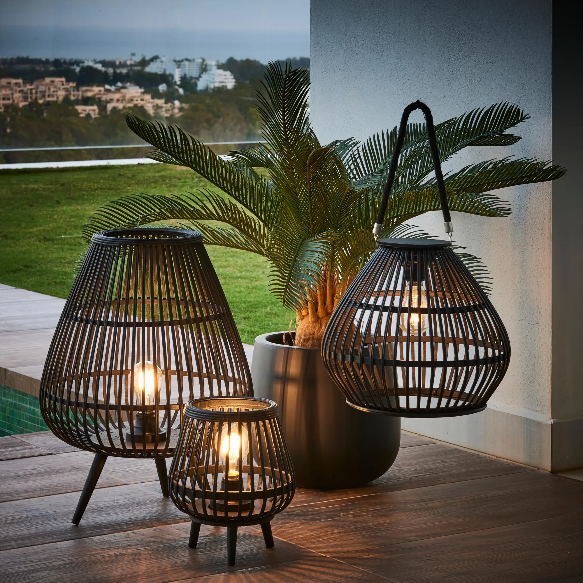 Best CASA Bloq Lampada Led E27 2X Aa Batteria Escl