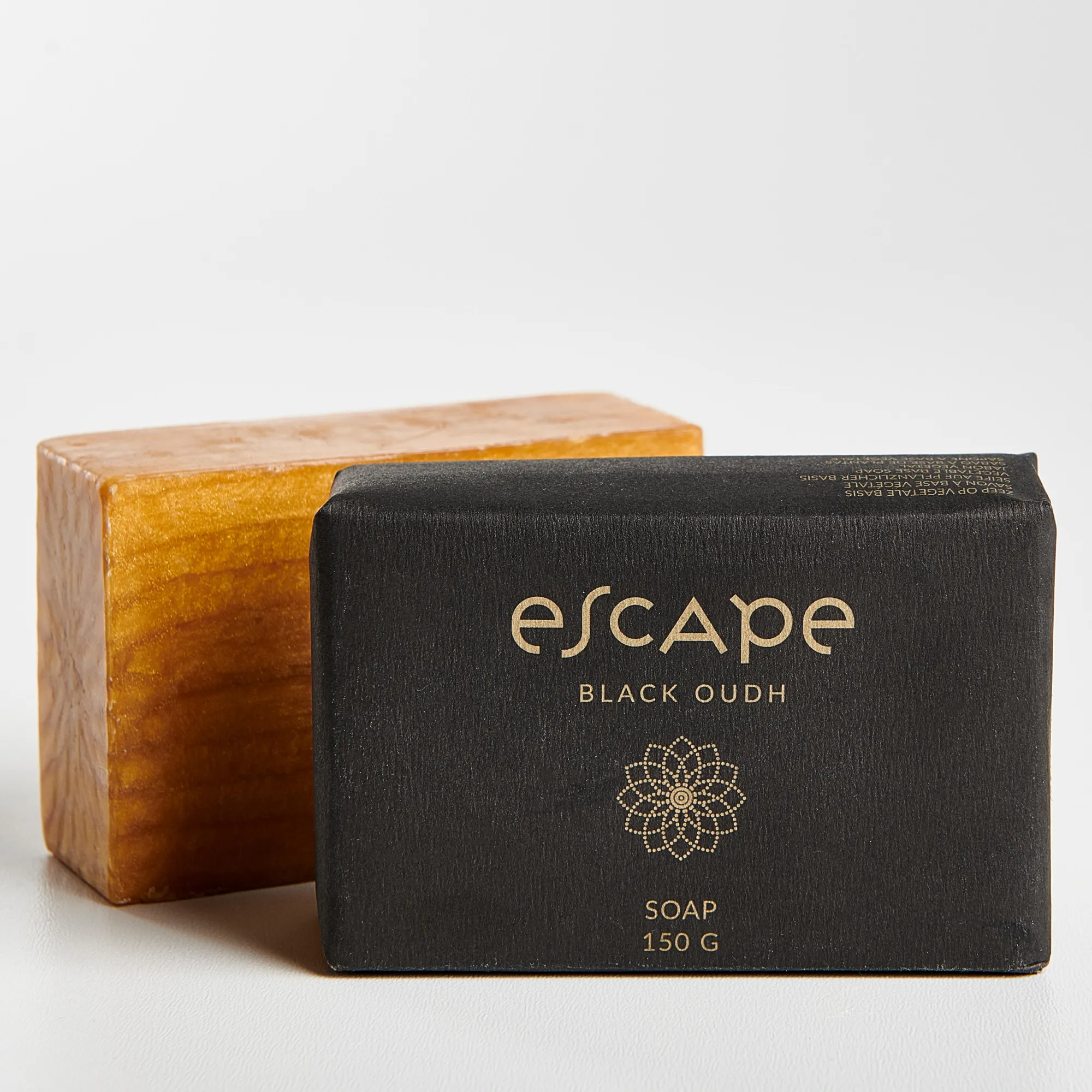 Sale CASA Escape Black Oudh Sapone Nero